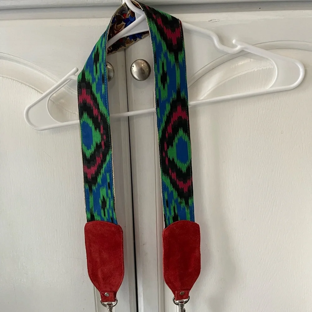 Purse strap. Reversible. - Picture 2 of 2
